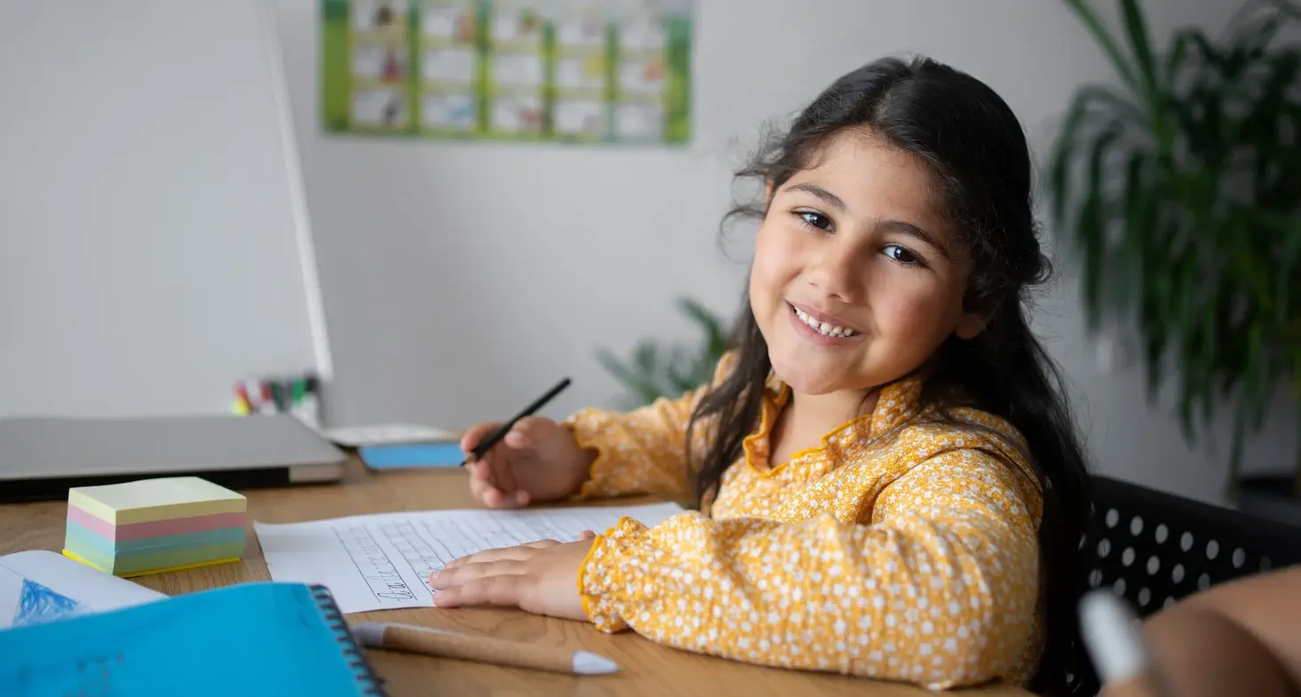 ¿A qué edad deben aprender inglés los niños? Beneficios de empezar desde pequeños