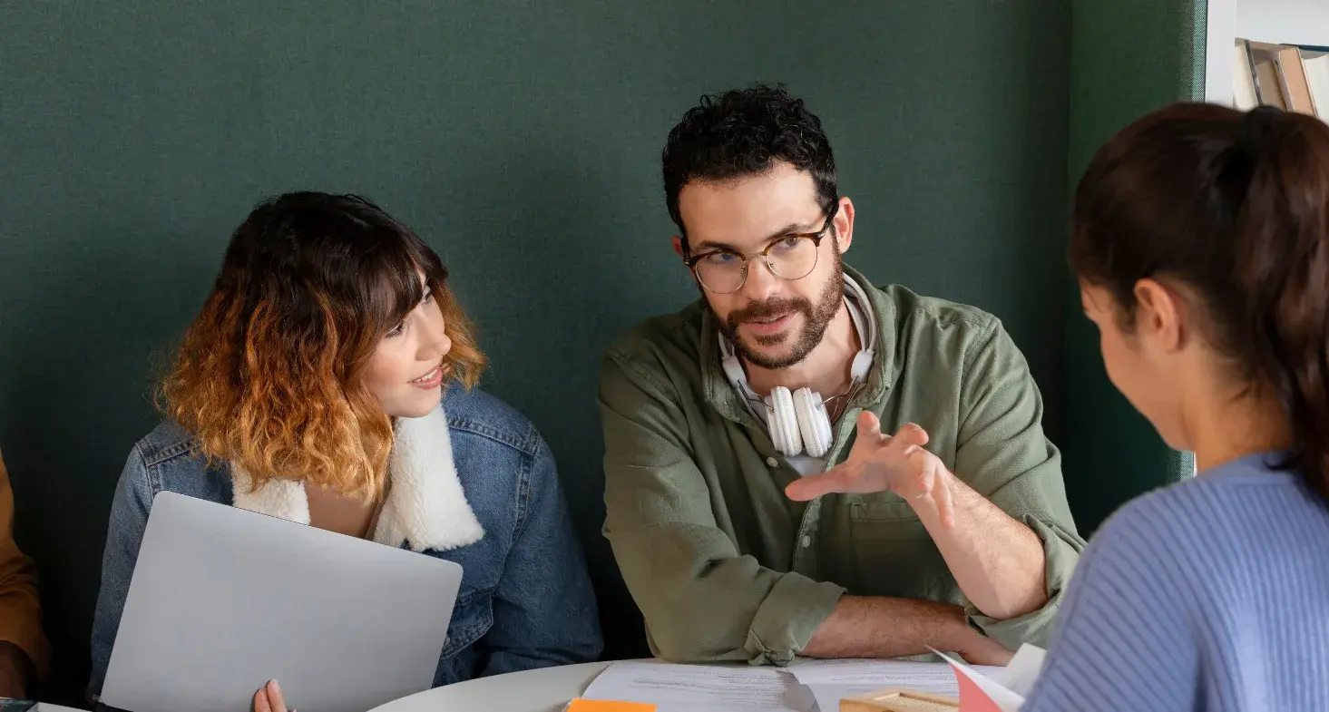 ¿Cómo dominar el presente simple y continuo en inglés?